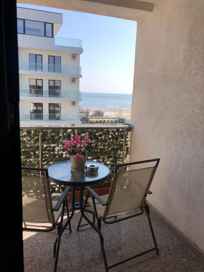 By The Sea Apartment Năvodari Екстериор снимка